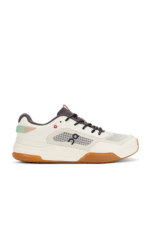 x Z5 The Roger Advantage Sneaker On