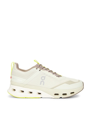 Cloudnova X Sneakers On