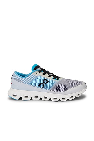 Cloud 6 Push Sneakers On