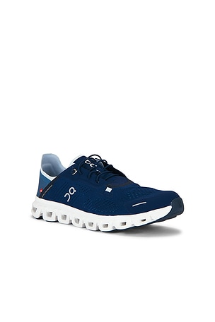 On SNEAKERS CLOUD 6 COAST en Bleu