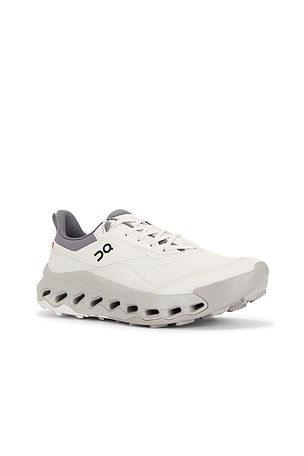 On Cloudhorizon 2 in White