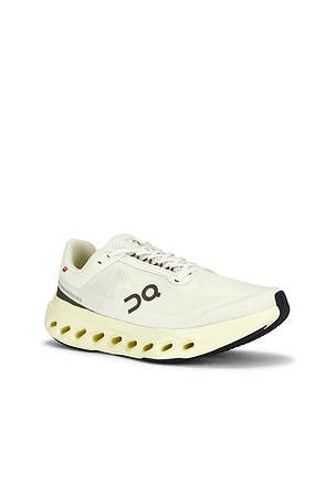 On Cloudsurfer Next in Green