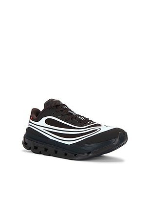 On Cloudflow 5 Ad in Brown
