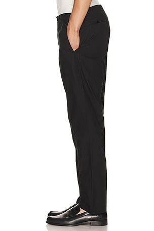 onia Poplin Traveler Pant in Black