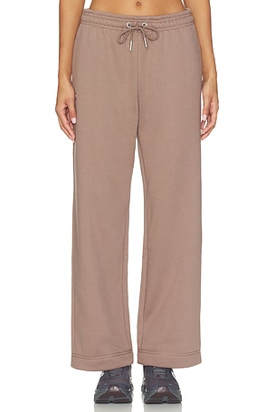 Club Collective Pants On