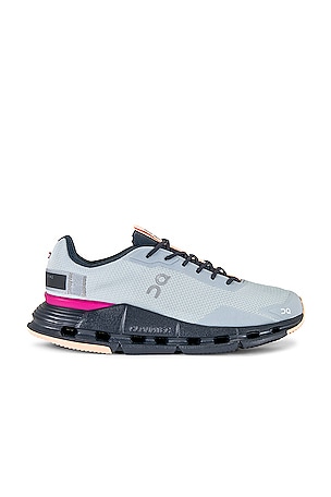 Cloudnova Form Sneaker On