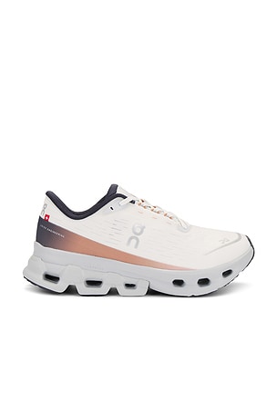 ZAPATILLA DEPORTIVA CLOUDSPARKOn$160NUEVO