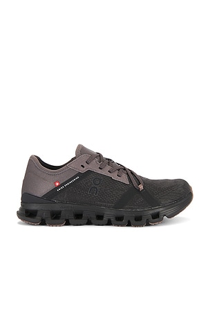 Cloud X 4 Ad Sneakers On
