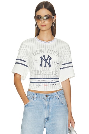 NY Yankees Femme Lace-back Graphic Tee Off Season