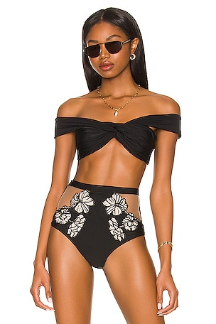PatBO HAUT DE MAILLOT DE BAIN OFF THE SHOULDER en Black REVOLVE