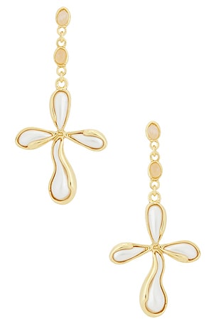 Amulet Earrings petit moments