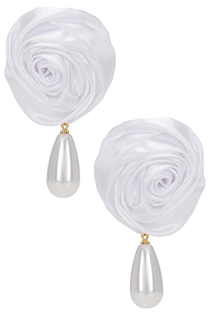 Rosette Pearl Drop Earrings petit moments