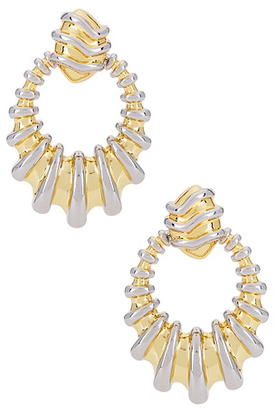 Dionne Statement Earrings petit moments