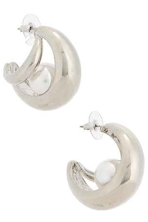 WANDERLUST EARRINGS 링 귀걸이 petit moments