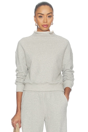 Arden Pullover Sweatshirt perfectwhitetee