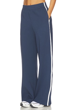 Travel Wide Leg Pants perfectwhitetee