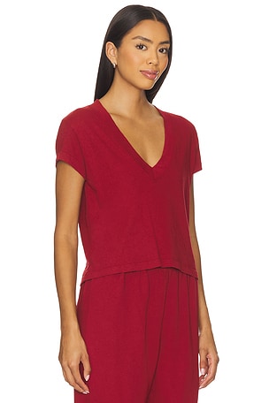 perfectwhitetee Alanis V Neck Tee in Red