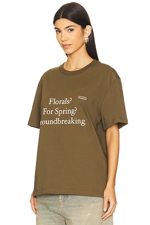 PRIVATE POLICY Fashion Quote T-Shirt in Army