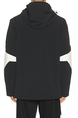 Perfect Moment Chamonix Ii Jacket in Black