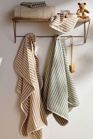 Parachute Organic Mini Mosaic Hooded Toddler Towel