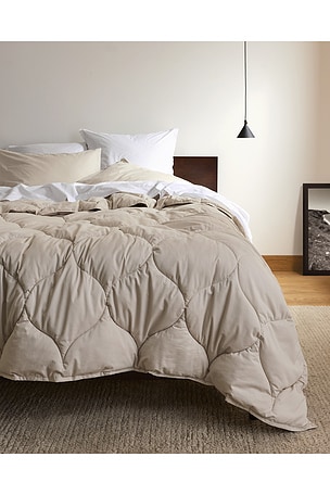 Parachute Cotton Drift Comforter in Cream