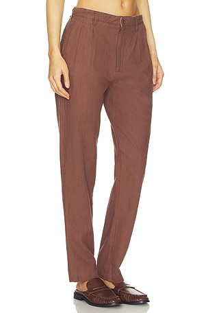 Quiet Golf Heritage Pleated Linen Pants in Brown. Size XL/1X. Also