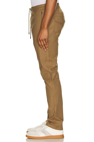 Layover Traveler Pant ROARK