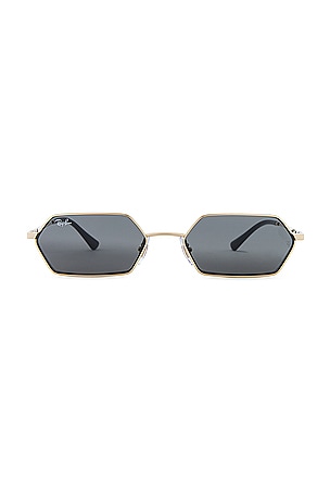 Yevi SunglassesRay-Ban$168