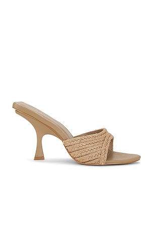 Karlie Heel RAYE