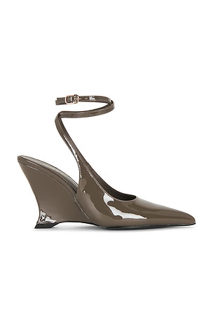 Liana Wedge RAYE