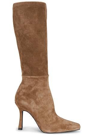 Pia Boot RAYE