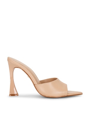 Cristina Sandal RAYE