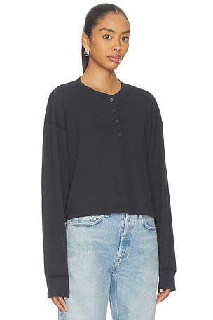 RE/DONE Boxy Waffle Henley Top in Black. Size XS. Also