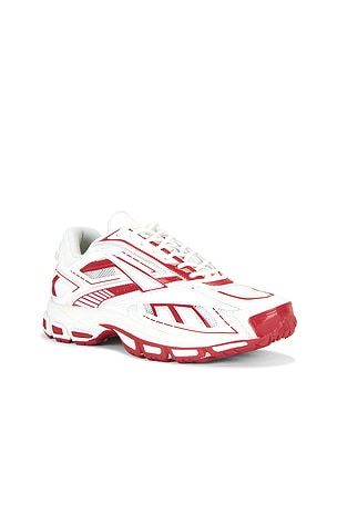 Reebok Premier Road Ultra Sneakers in White