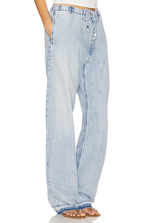 Rag & Bone Ultra Featherweight Logan Beach Pant in Blue