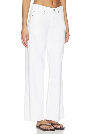 Rag & Bone Saige Full Straight Jeans in White. Size 30. Also