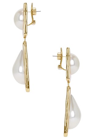 retrofete Savannah Pearl Drop Earring in Metallic Gold