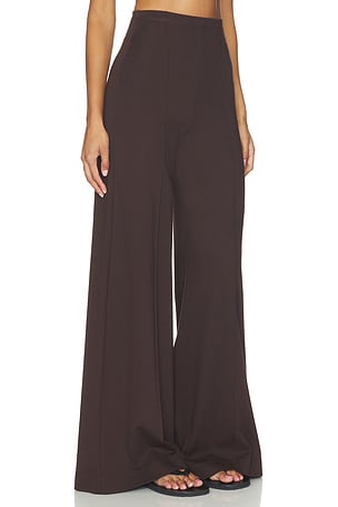 Ripley Rader Ponte Knit Long Wide Leg Pant in Chocolate. Size M. Also