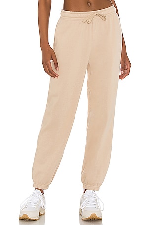 Richer Poorer Recycled Fleece Sweatpant in Sandstorm REVOLVE