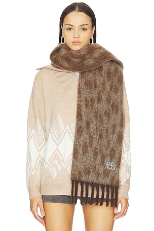 Scarf Ruslan Baginskiy