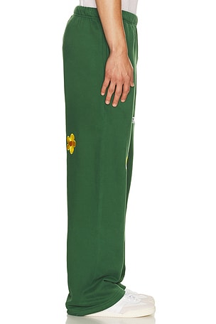 Stay Cool Sunflower Sweatpant in Green