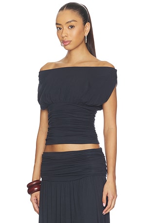 SEVEN WONDERS Avanni Off Shoulder Ruched Top in Navy