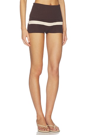 SNDYS Carla Short in Chocolate