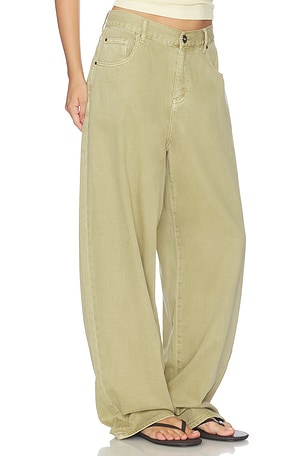 SNDYS Lukas Lightweight Jeans in Sage