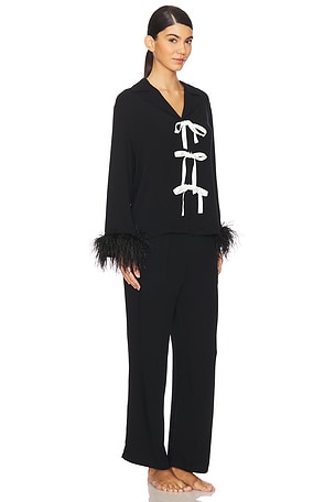 Sleeper Party Pajama Set Bows And Feathers in Black