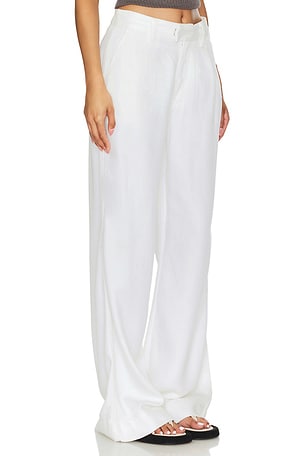 7 For All Mankind Pleated Wide Leg in White