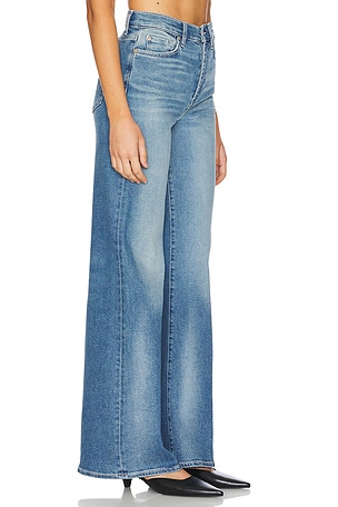 7 For All Mankind Ultra High Rise Jo Wide Leg in Denim-Light