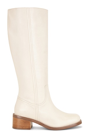 Sand In My Boots Seychelles