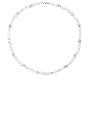 Regal Pearl Necklace Serge de Nimes