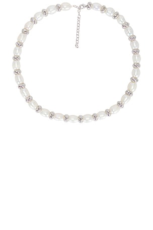 Paloma Pearl NecklaceSHASHI$128NEW